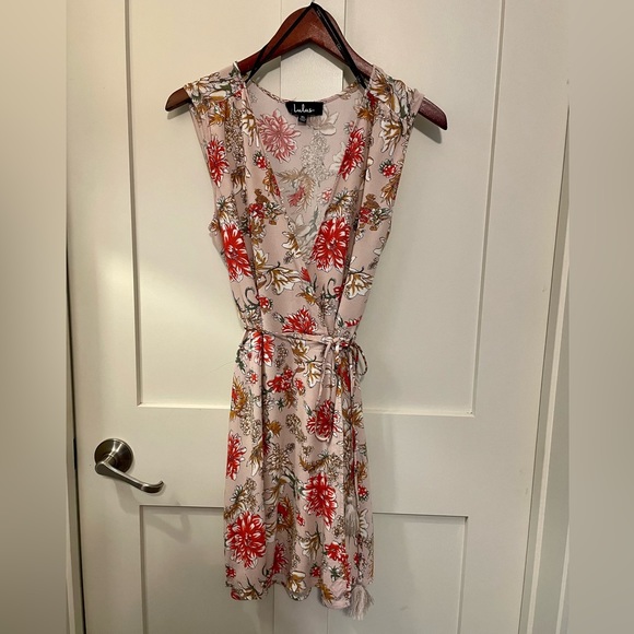 Lulus Dresses & Skirts - Lulus Wrap Dress